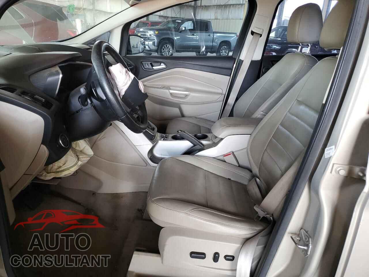 FORD CMAX 2015 - 1FADP5BU4FL106278