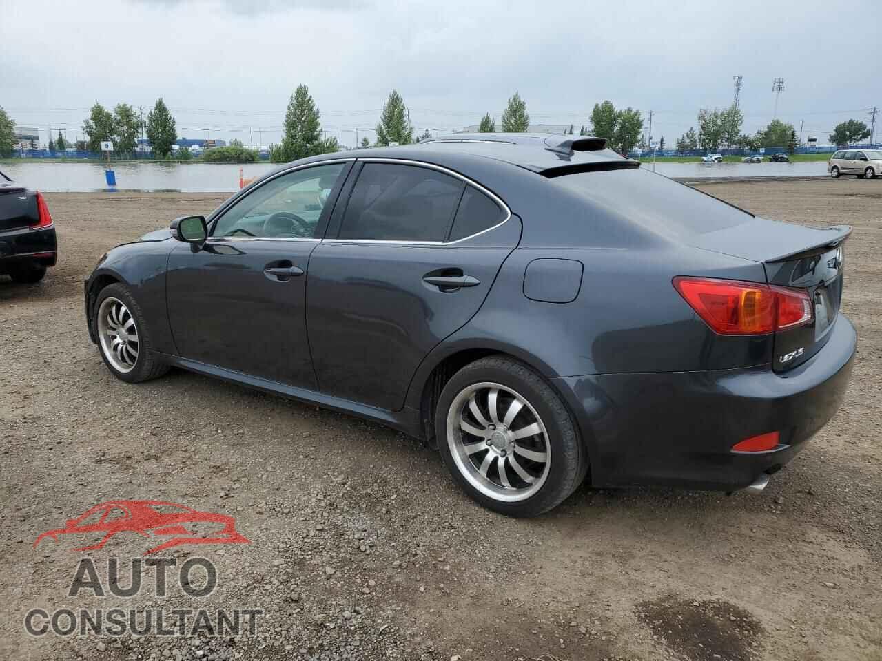 LEXUS IS 2010 - JTHCF5C27A5040715