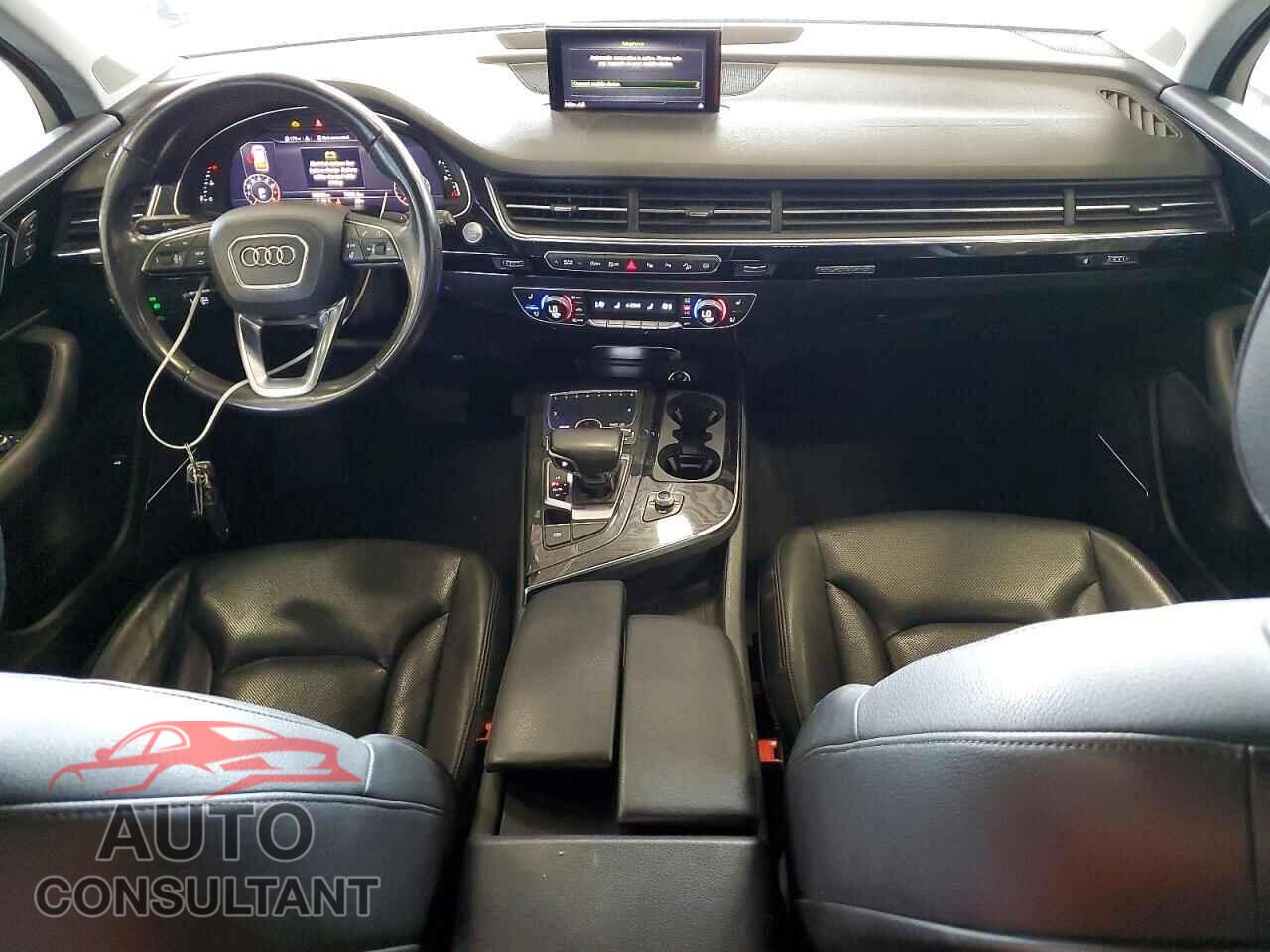 AUDI Q7 2019 - WA1LAAF70KD014779