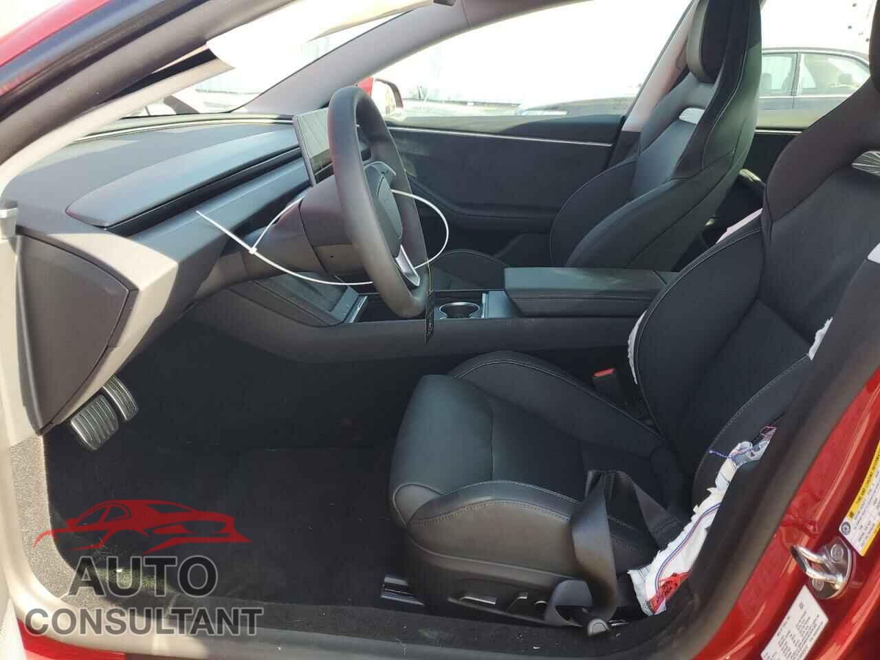 TESLA MODEL 3 2024 - 5YJ3E1ET3RF825312