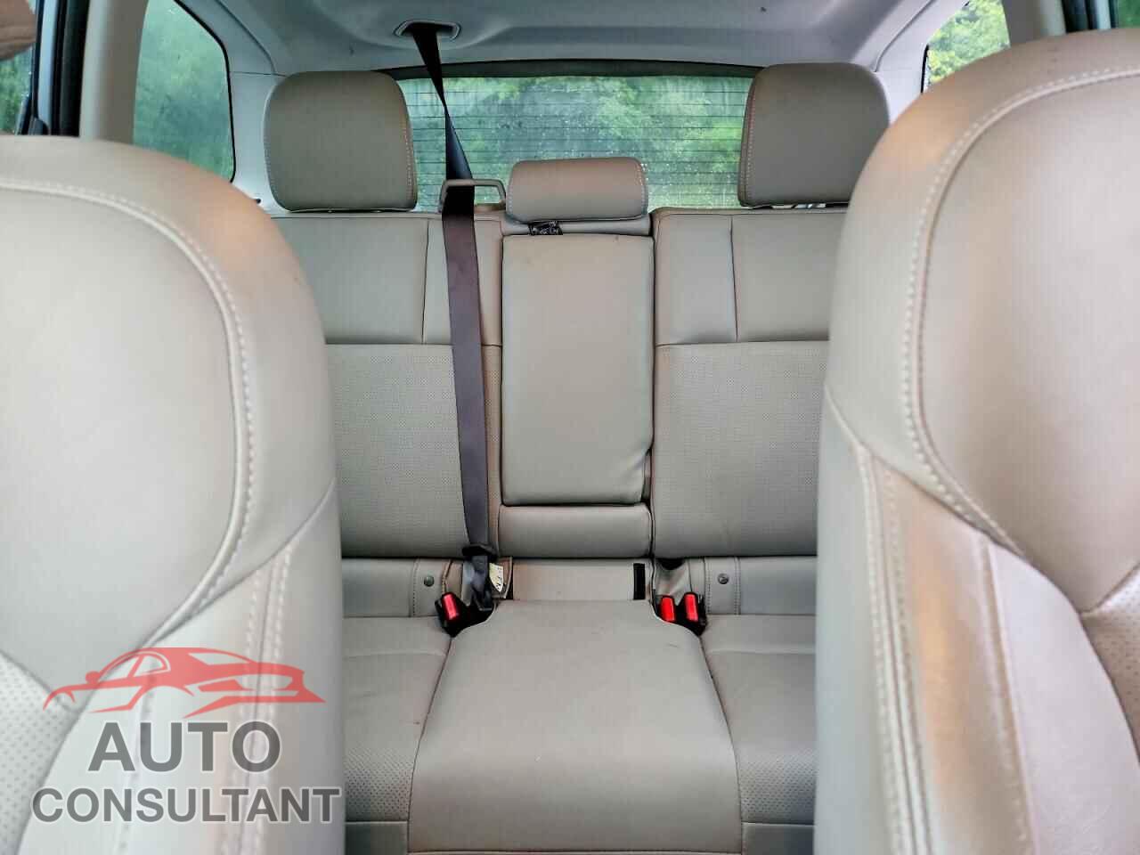 SUBARU FORESTER 2018 - JF2SJARC2JH453761