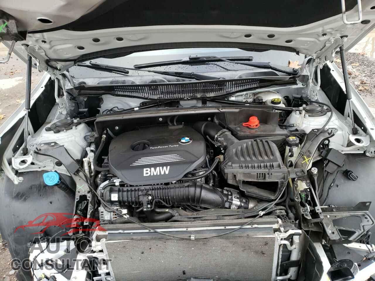 BMW X1 2017 - WBXHT3C32H5F81815