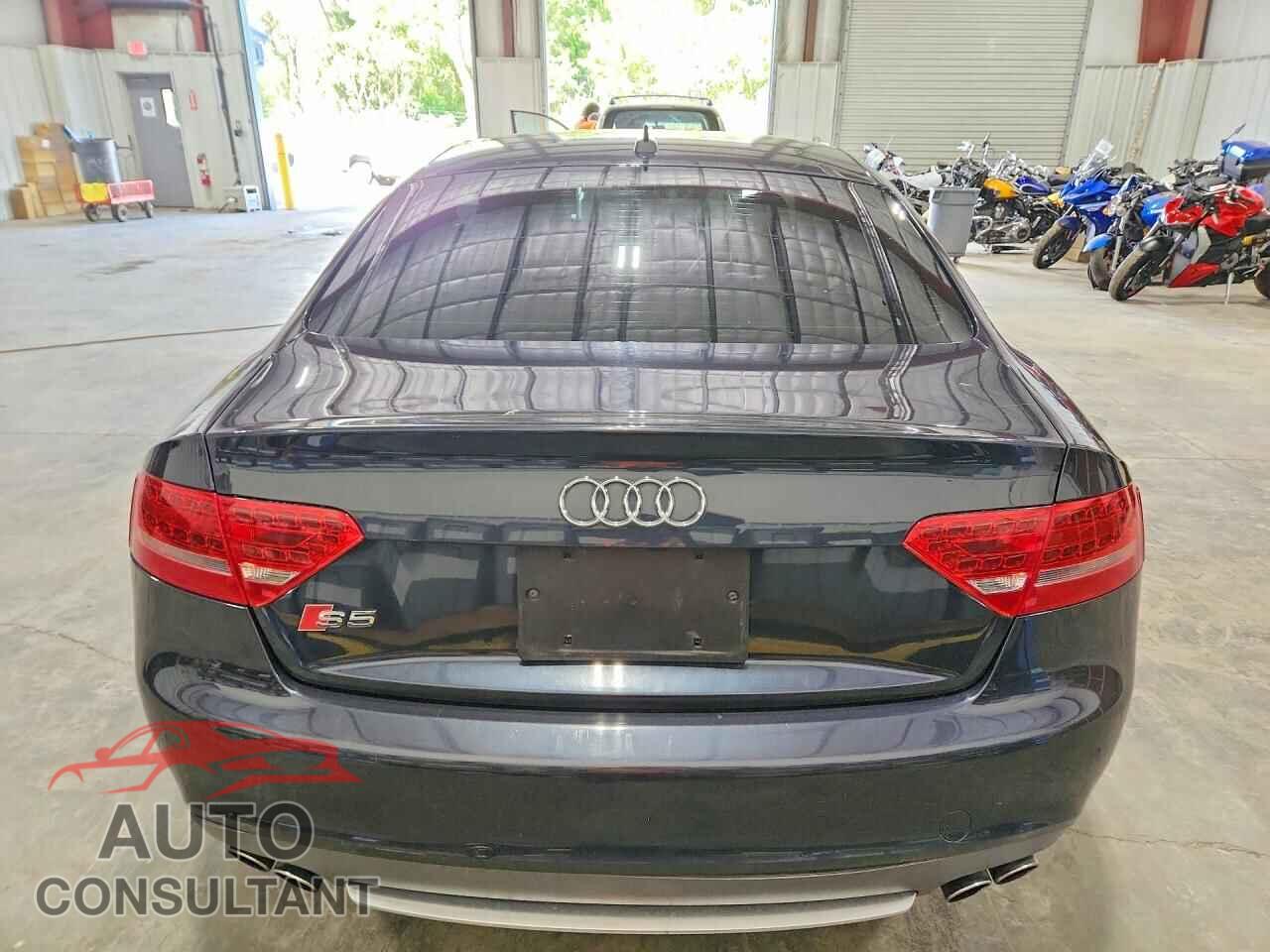 AUDI S5/RS5 2012 - WAUVVAFR7CA002892