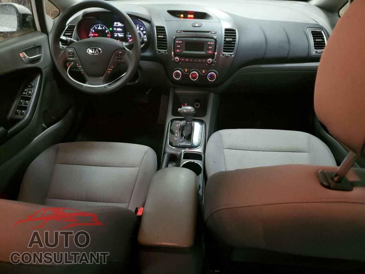 KIA FORTE 2017 - 3KPFK4A78HE023598
