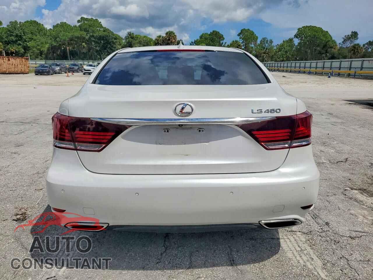 LEXUS LS460 2016 - JTHBL5EF7G5141623