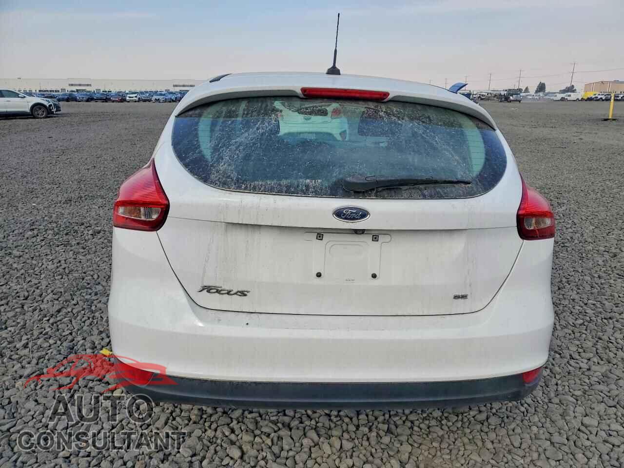 FORD FOCUS 2017 - 1FADP3K23HL308745