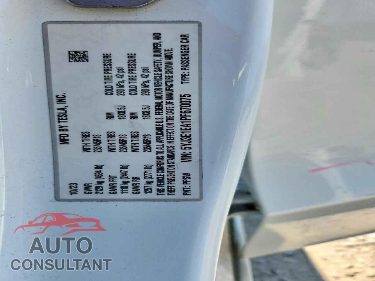 TESLA MODEL 3 2023 - 5YJ3E1EA1PF670075