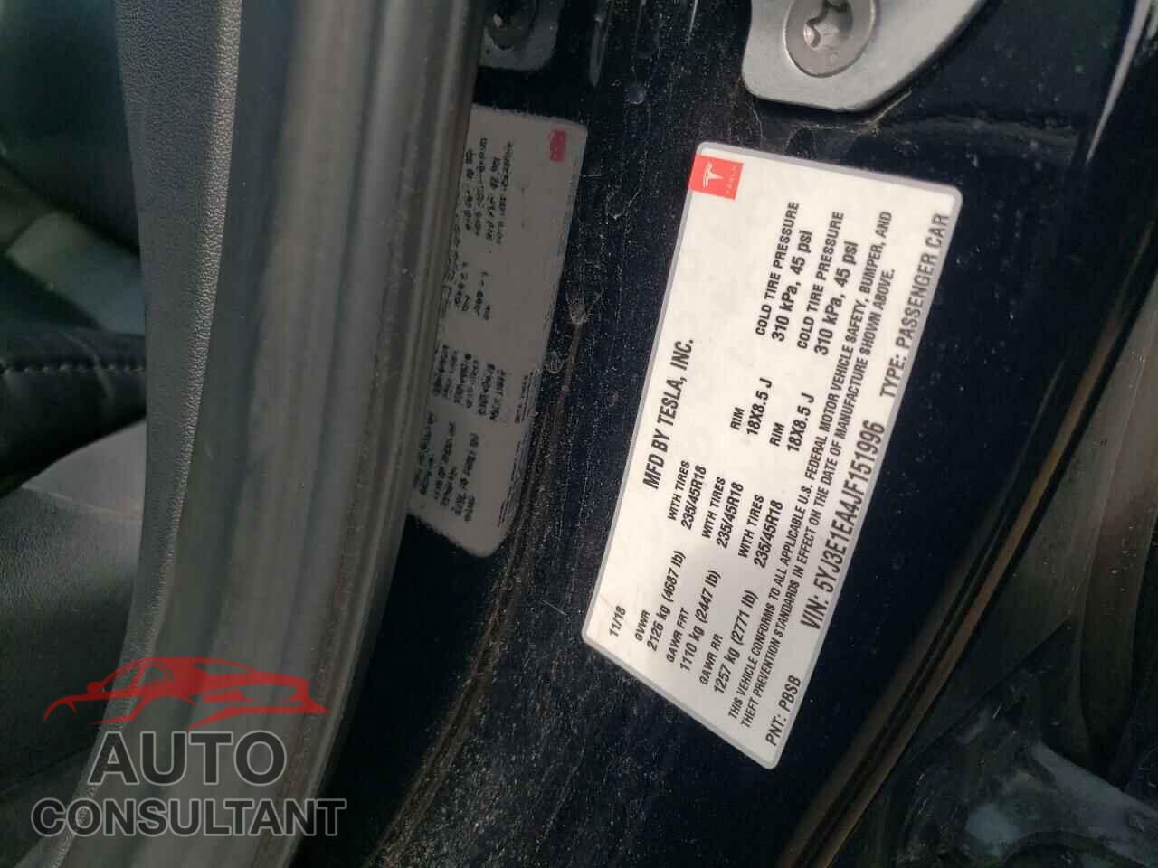 TESLA MODEL 3 2018 - 5YJ3E1EA4JF151996