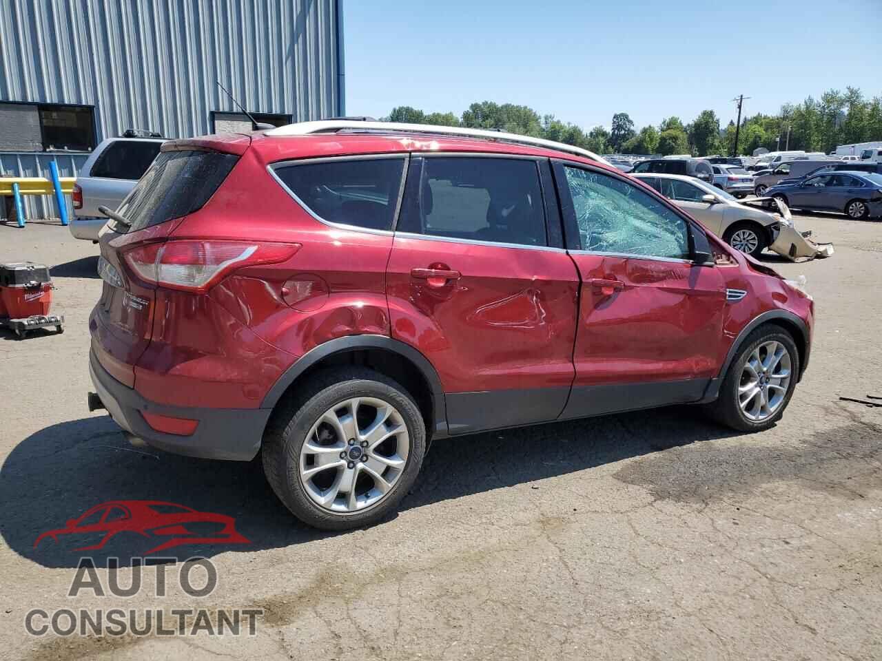 FORD ESCAPE 2016 - 1FMCU9J9XGUC00577