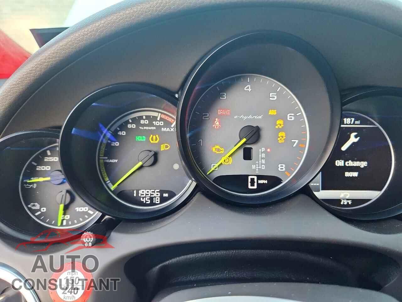 PORSCHE CAYENNE 2017 - WP1AE2A25HLA71480