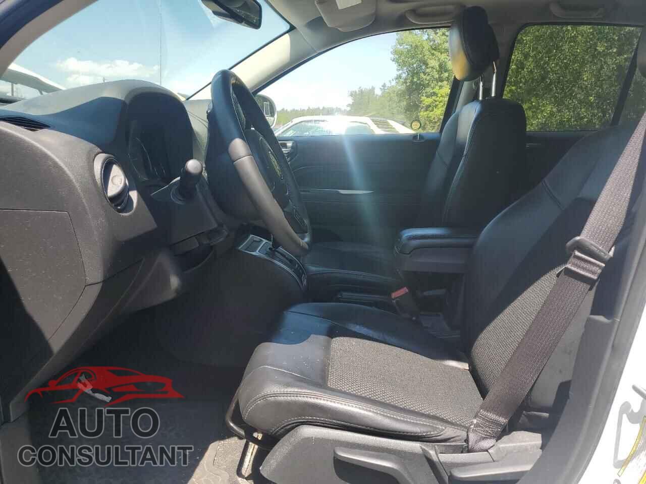 JEEP COMPASS 2014 - 1C4NJCAB4ED726139