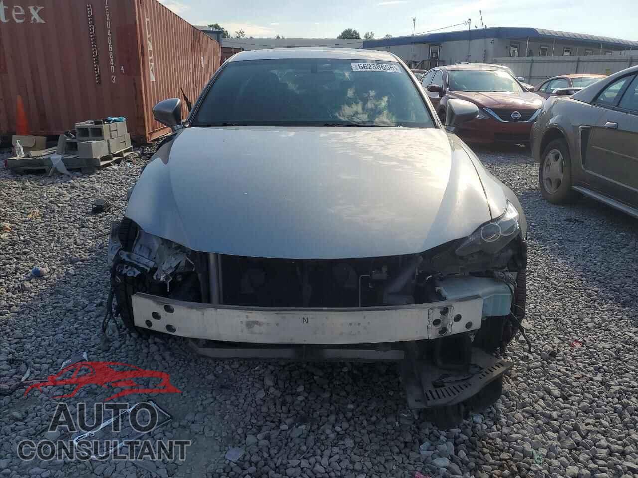 LEXUS IS 2015 - JTHBF1D20F5059570