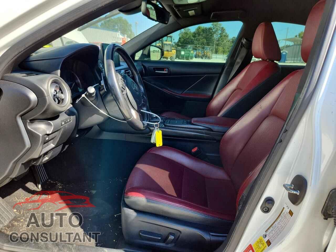 LEXUS IS 2021 - JTHAA1D21M5114650