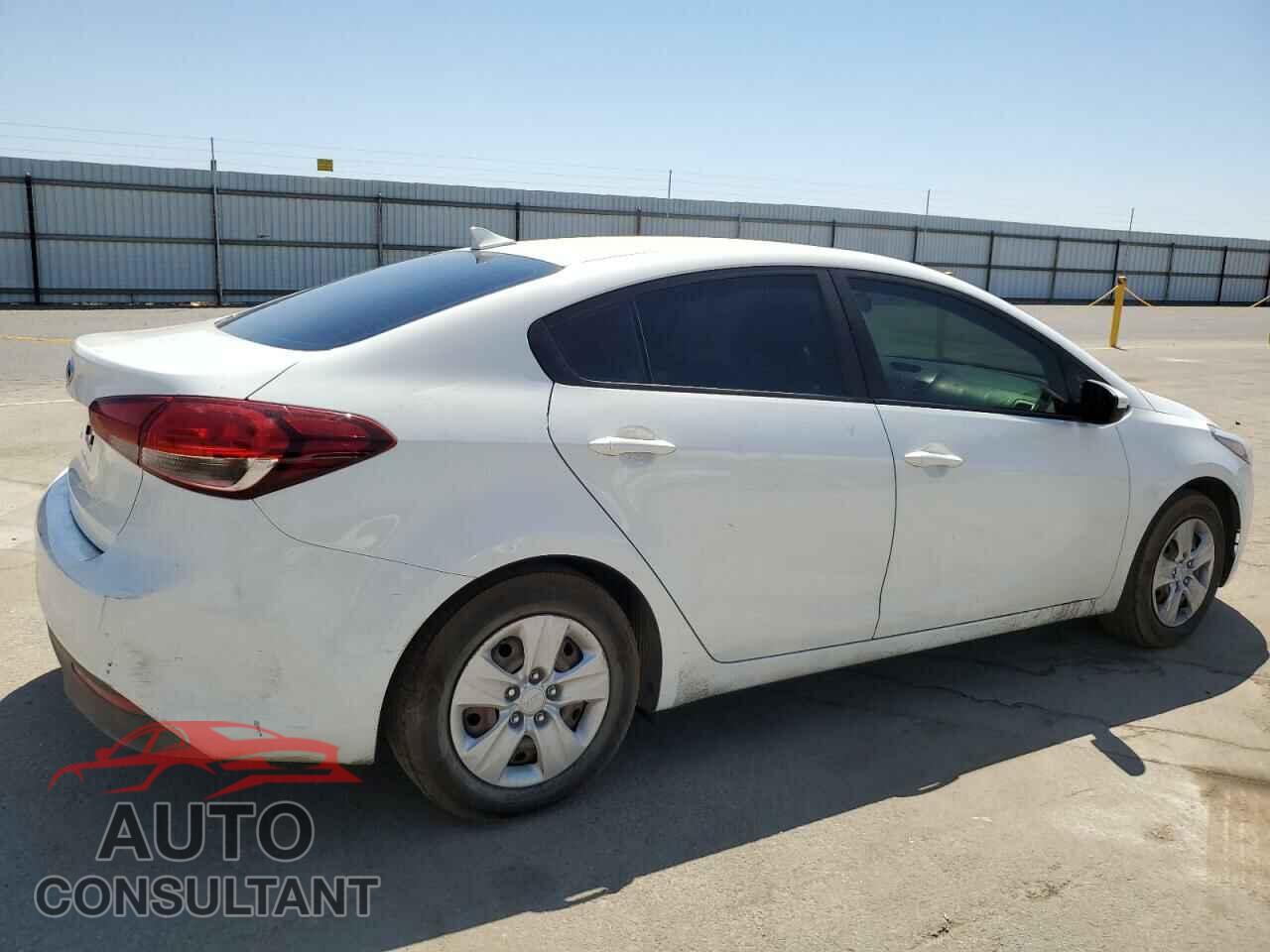 KIA FORTE 2017 - 3KPFK4A70HE130967