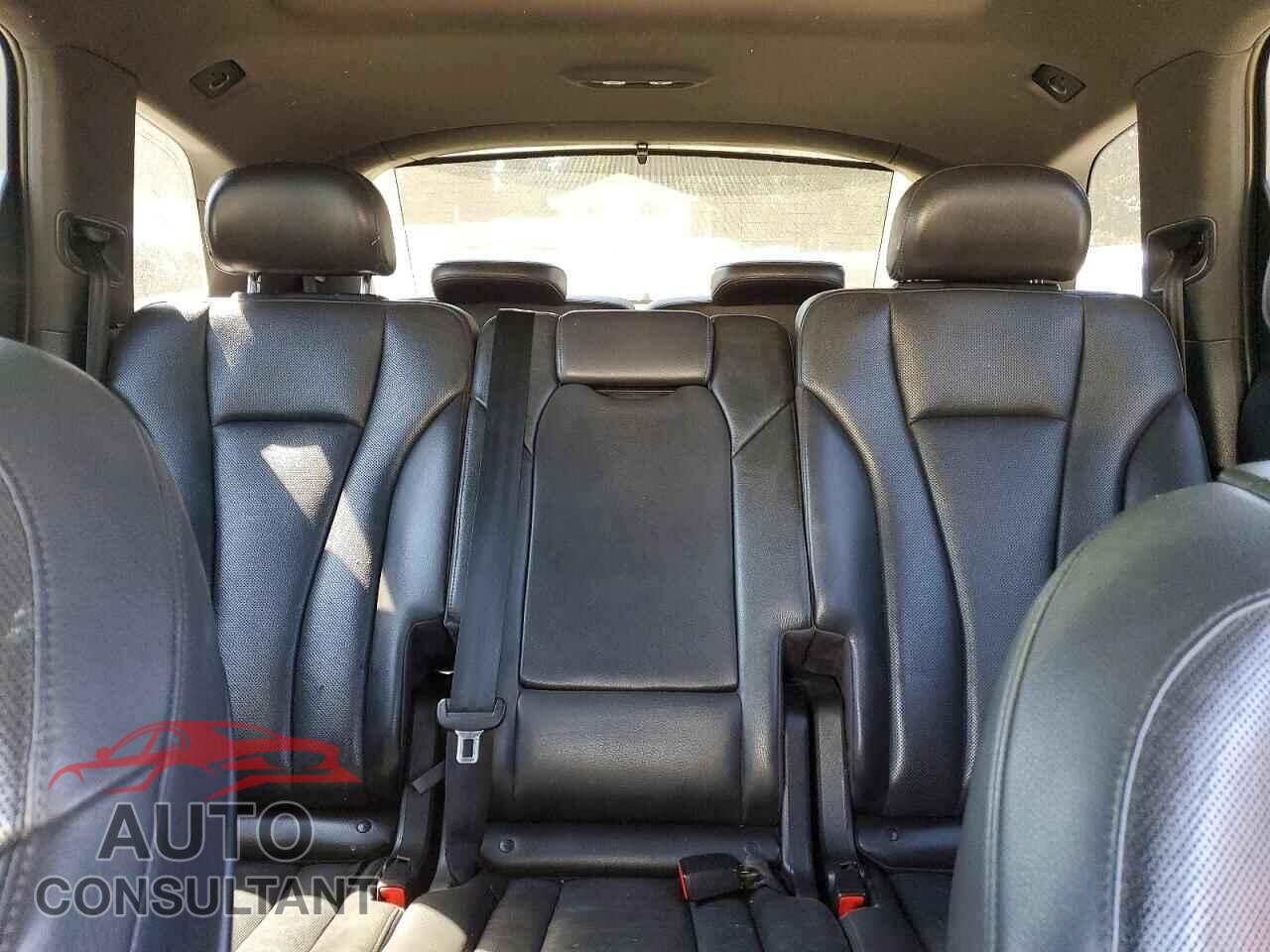 AUDI Q7 2017 - WA1LAAF73HD019242