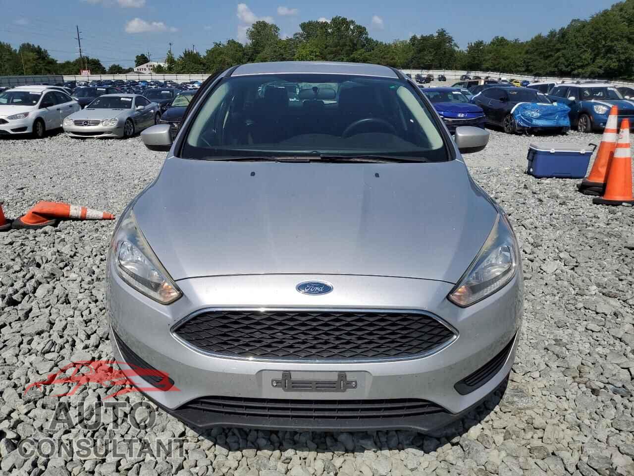 FORD FOCUS 2018 - 1FADP3F27JL214576