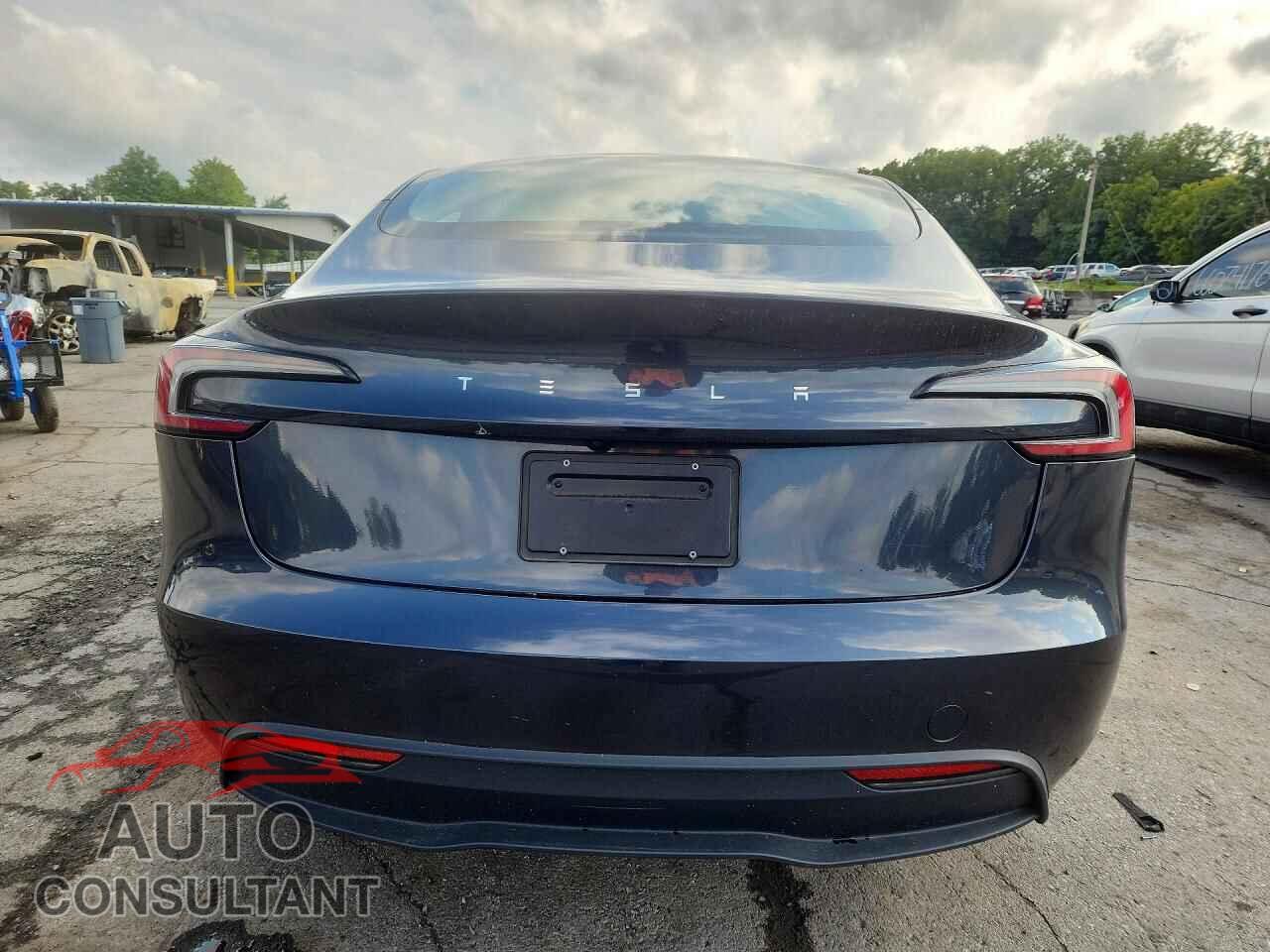 TESLA MODEL 3 2025 - 5YJ3E1EA5SF974129