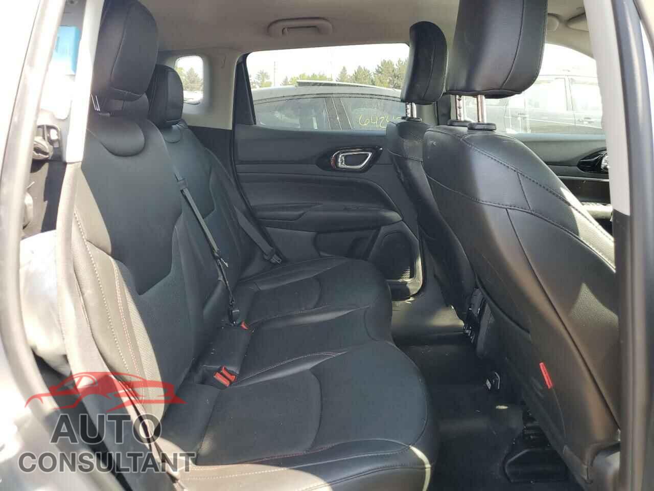 JEEP COMPASS 2022 - 3C4NJDDB7NT203600