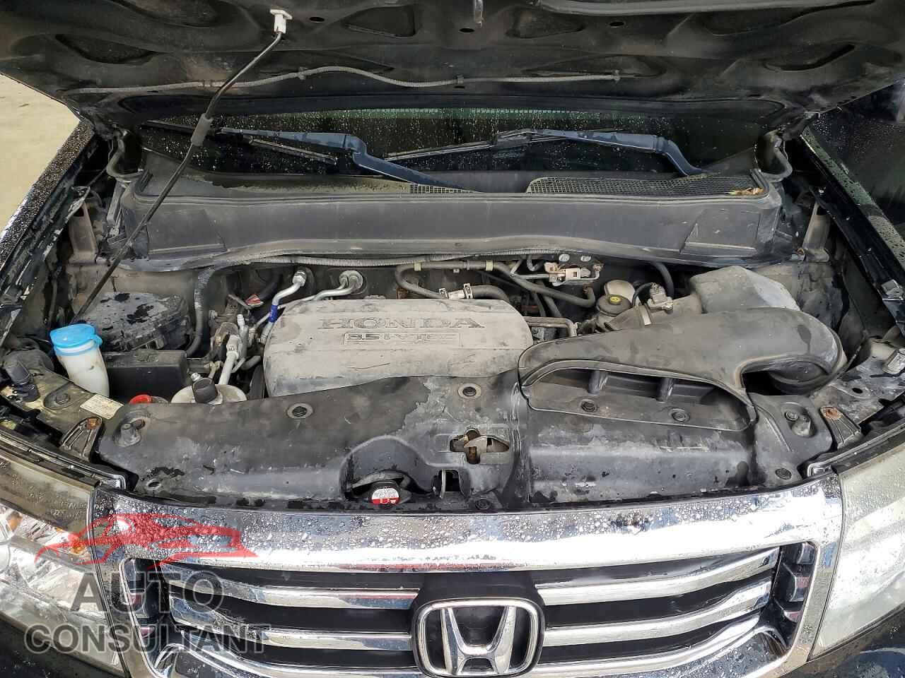 HONDA PILOT 2015 - 5FNYF4H59FB047207