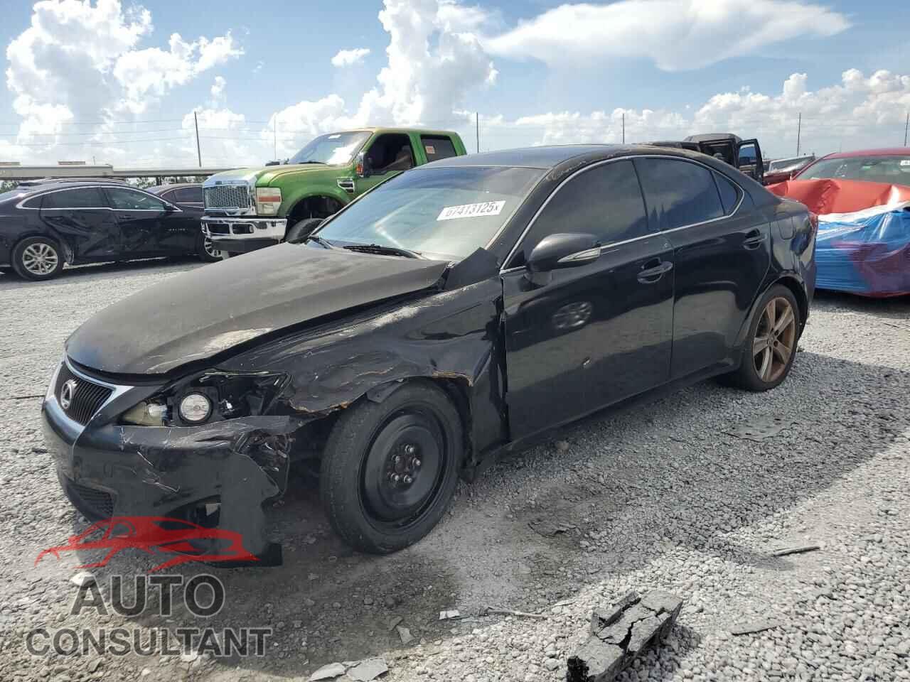 LEXUS IS 2011 - JTHBF5C26B5137031