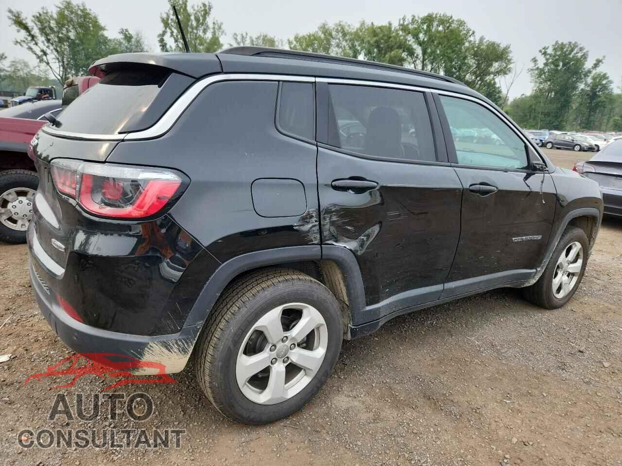 JEEP COMPASS 2018 - 3C4NJDBB2JT222861