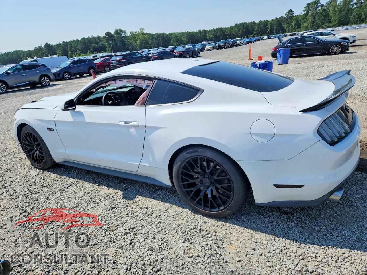 FORD MUSTANG 2017 - 1FA6P8CFXH5205821