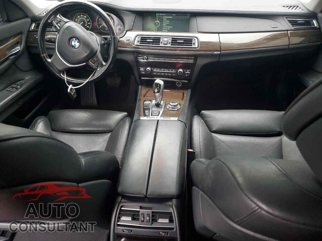 BMW 7 SERIES 2012 - WBAKC8C57CC435068