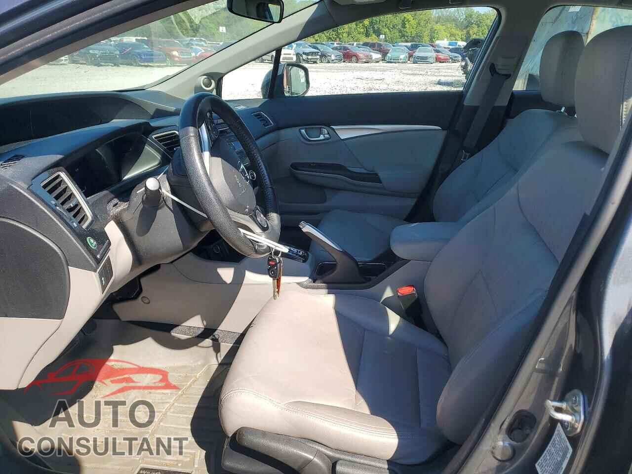 HONDA CIVIC 2013 - 19XFB2F98DE046338