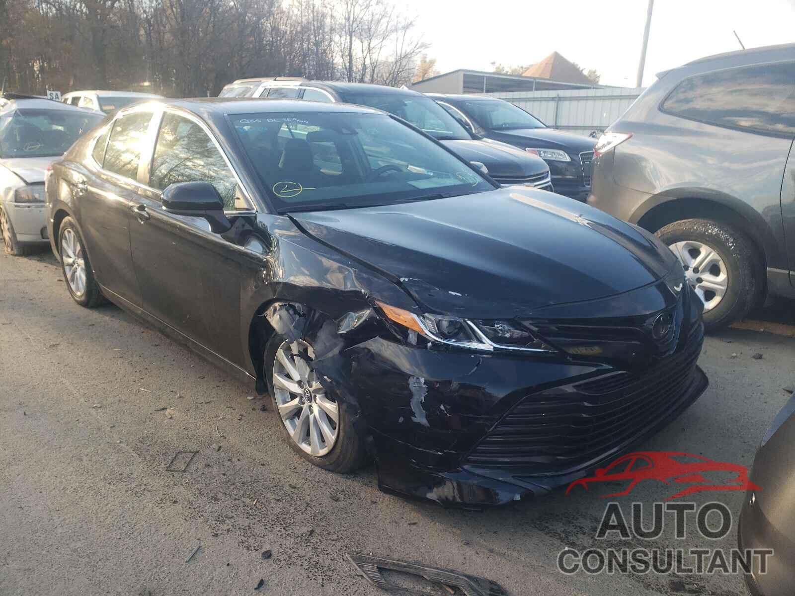 TOYOTA CAMRY 2019 - 4T1B11HK1KU718584