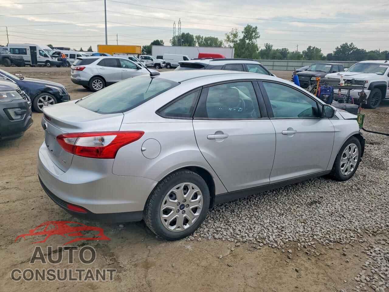 FORD FOCUS 2012 - 1FAHP3F26CL293176