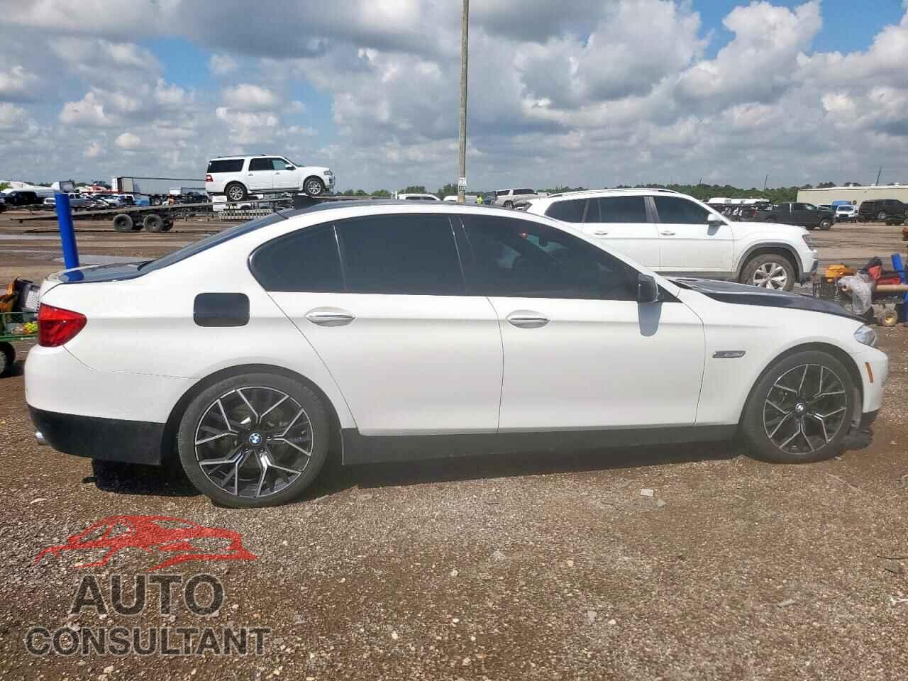 BMW 5 SERIES 2012 - WBAFR7C54CC812899