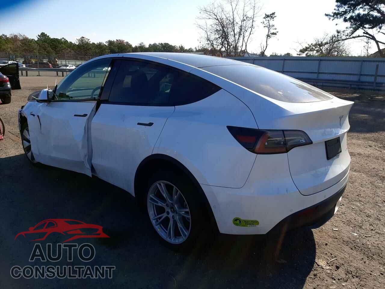 TESLA MODEL Y 2022 - 7SAYGDEEXNF400752