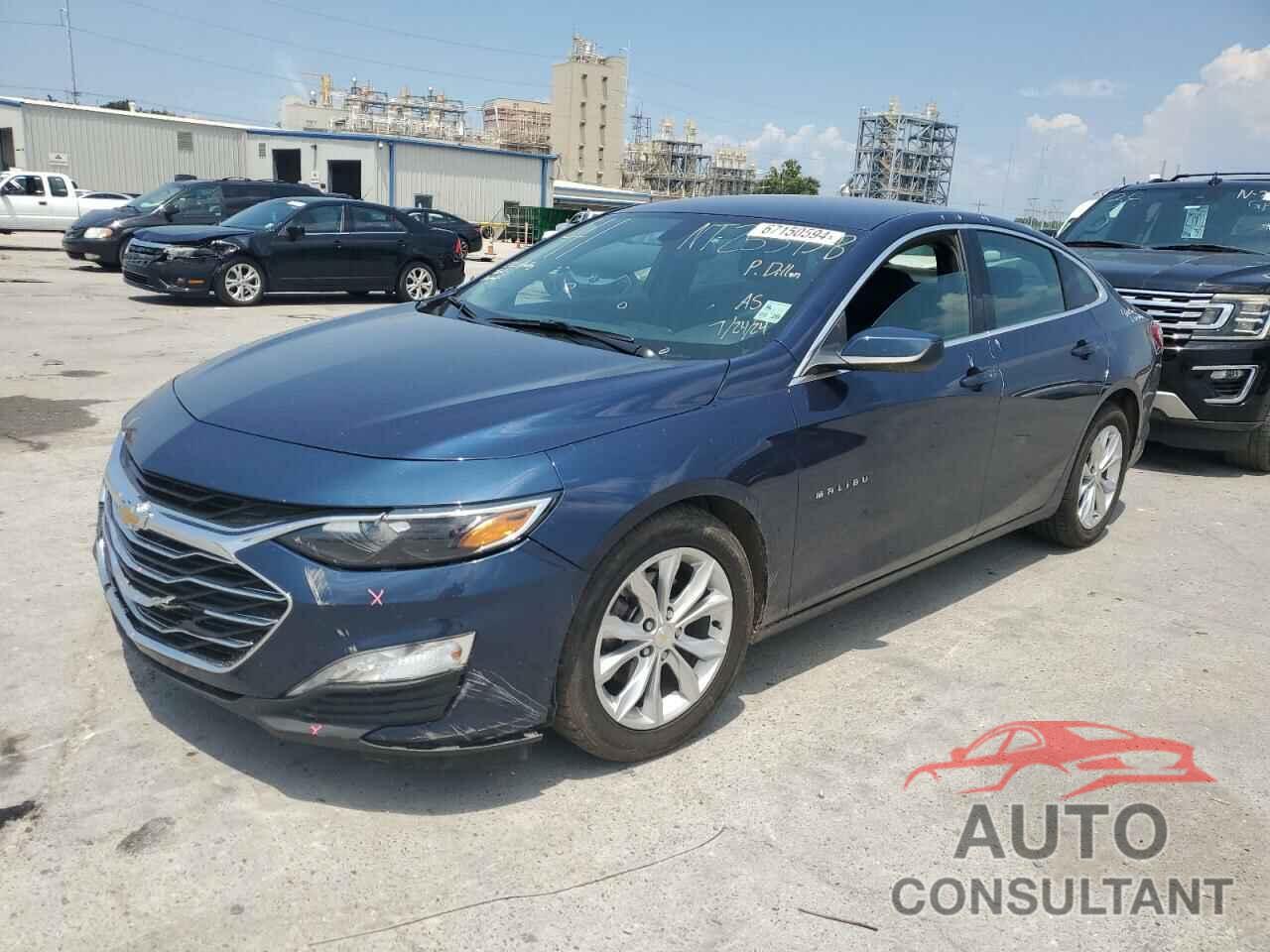 CHEVROLET MALIBU 2022 - 1G1ZD5ST3NF118377