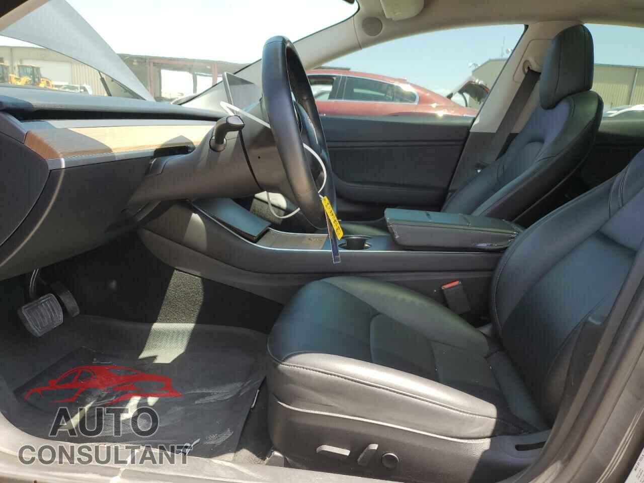 TESLA MODEL 3 2018 - 5YJ3E1EA4JF030613
