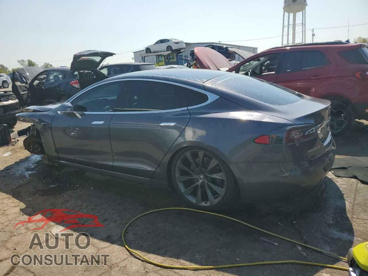 TESLA MODEL S 2019 - 5YJSA1E23KF305812