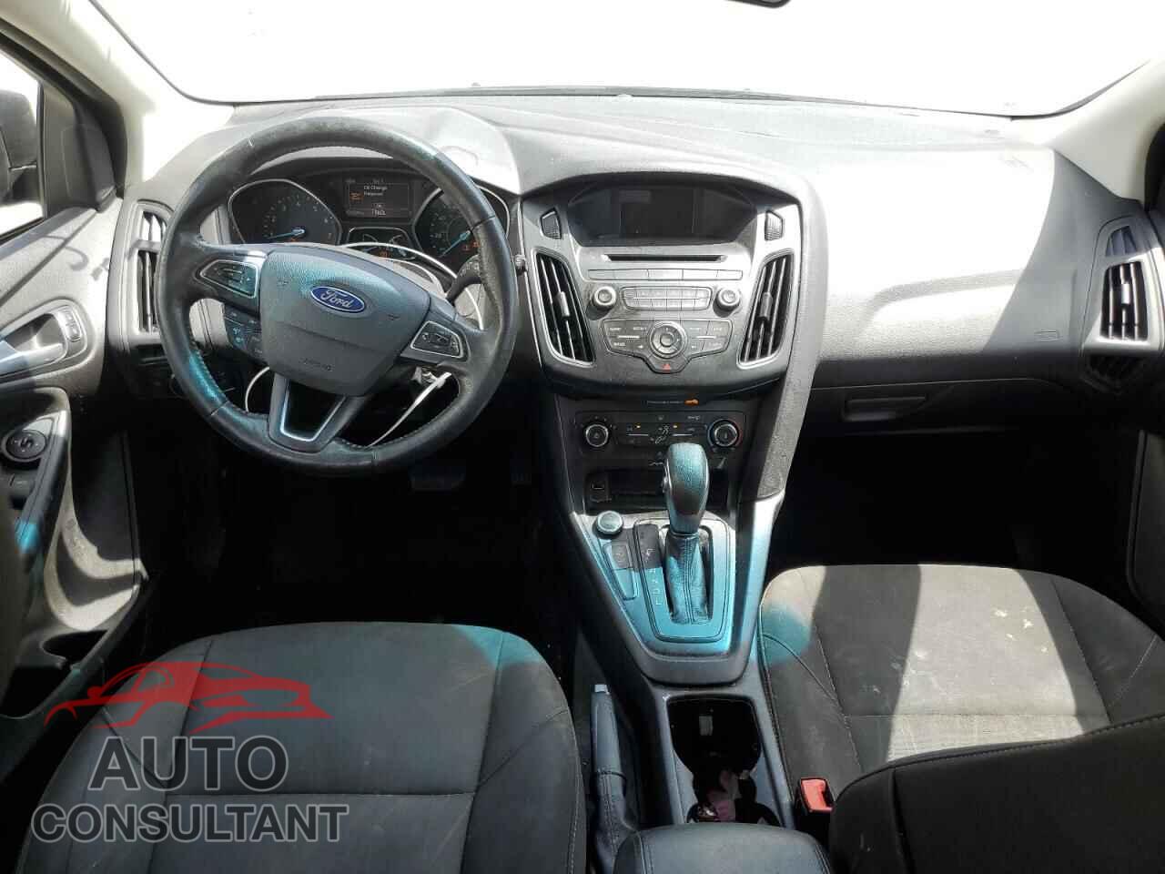 FORD FOCUS 2017 - 1FADP3K25HL252145