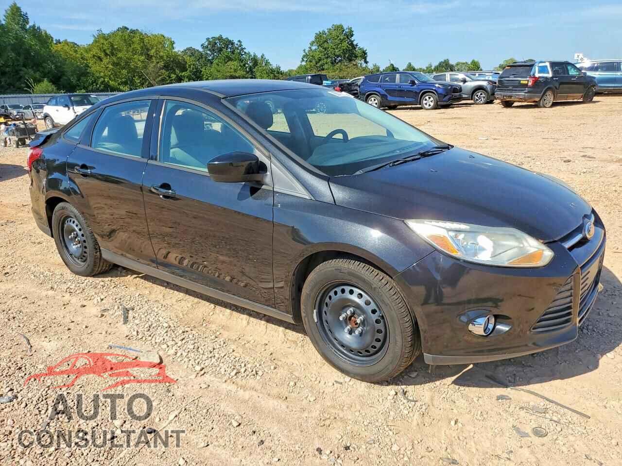 FORD FOCUS 2012 - 1FAHP3F26CL404356