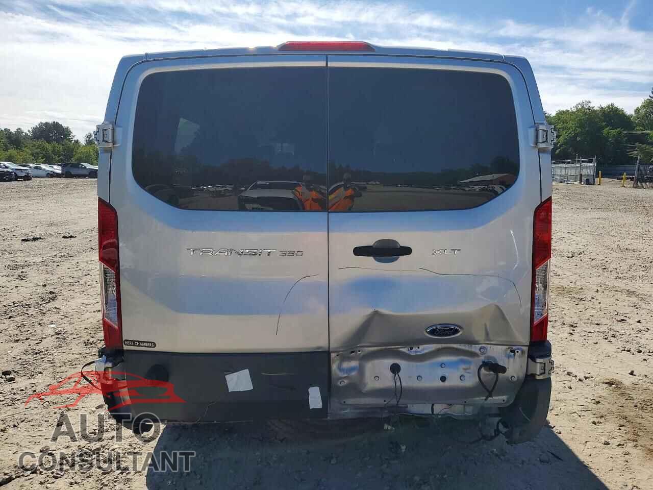 FORD TRANSIT 2017 - 1FBZX2ZM8HKB15812