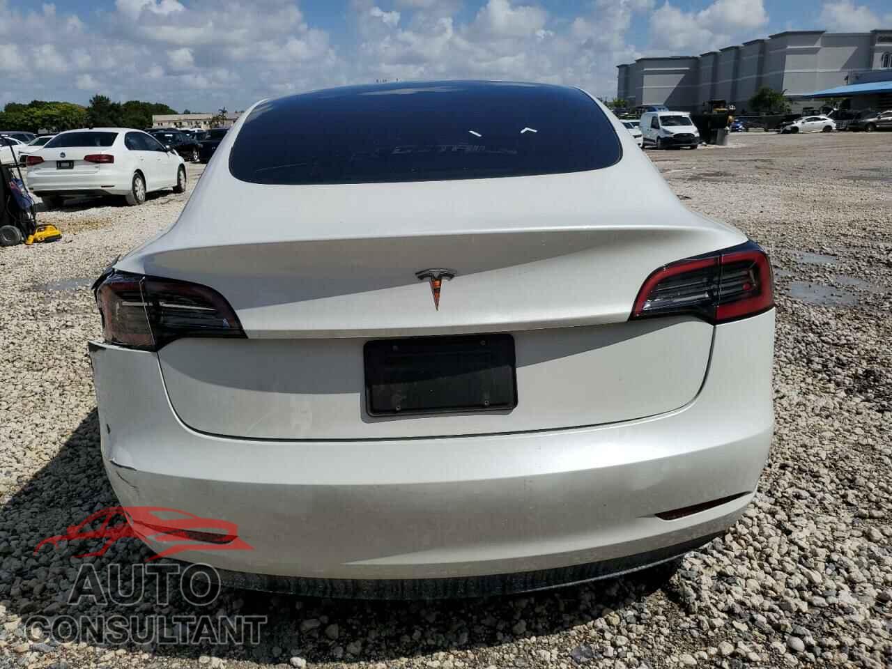 TESLA MODEL 3 2023 - 5YJ3E1EA1PF582899