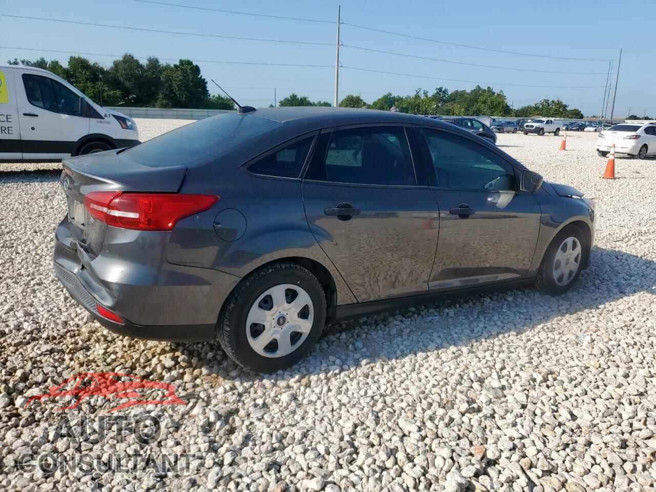 FORD FOCUS 2017 - 1FADP3E26HL307567