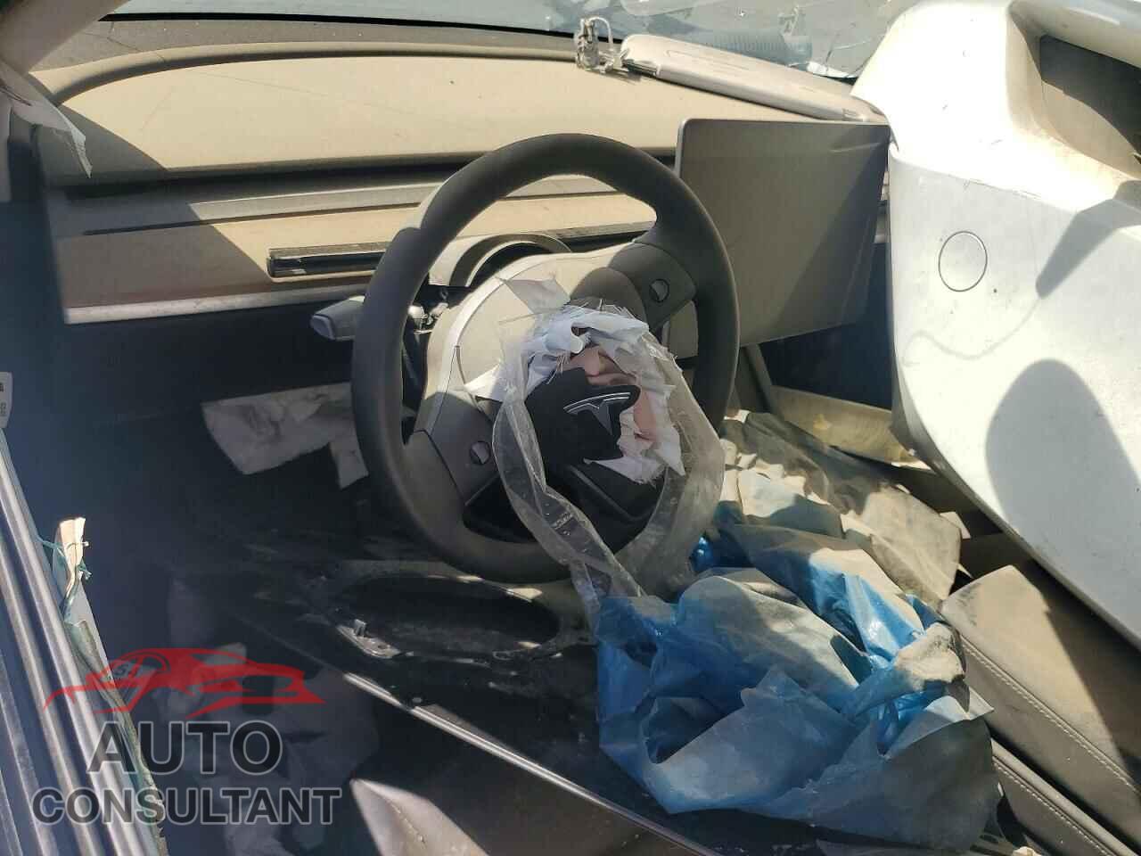 TESLA MODEL 3 2022 - 5YJ3E1EA0NF251681