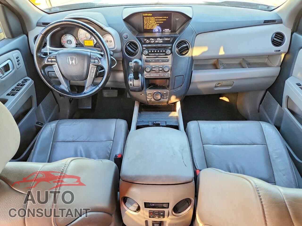 HONDA PILOT 2014 - 5FNYF3H99EB010315