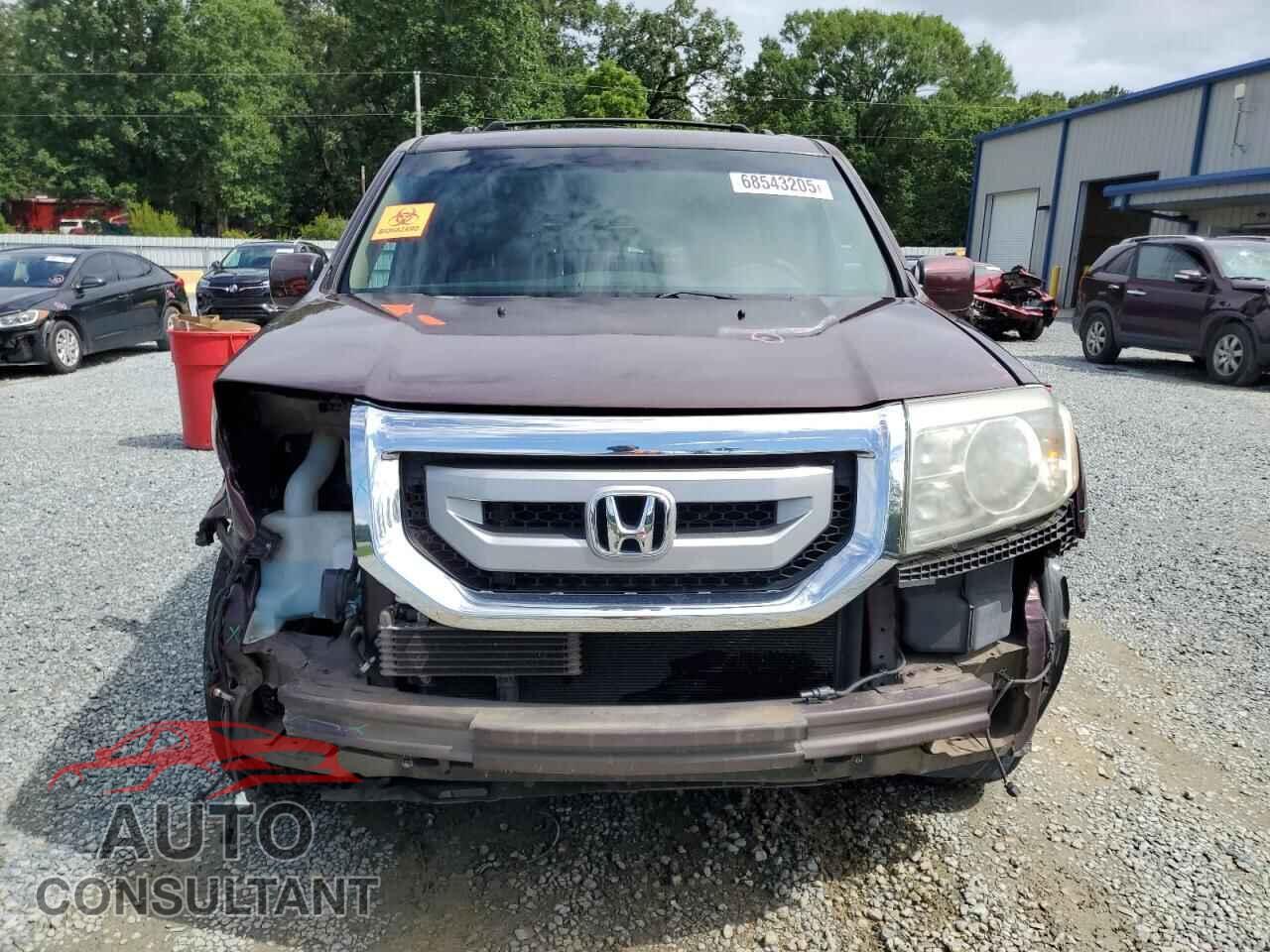 HONDA PILOT 2011 - 5FNYF4H40BB075009