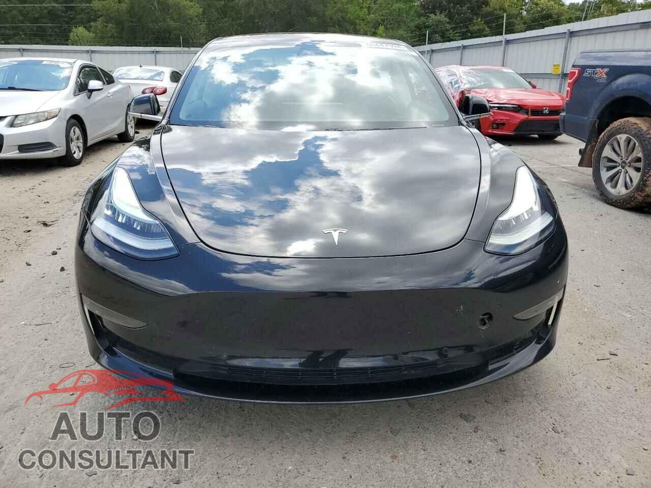 TESLA MODEL 3 2018 - 5YJ3E1EA5JF044293