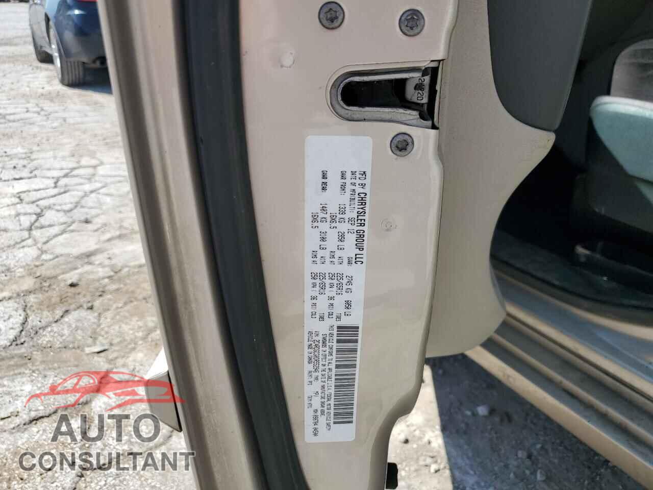 DODGE CARAVAN 2013 - 2C4RDGCG0DR552946