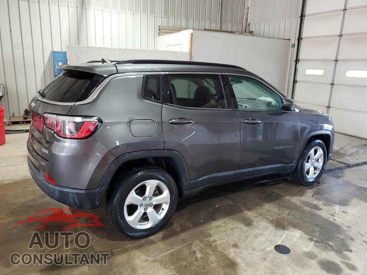 JEEP COMPASS 2018 - 3C4NJDBB7JT332014