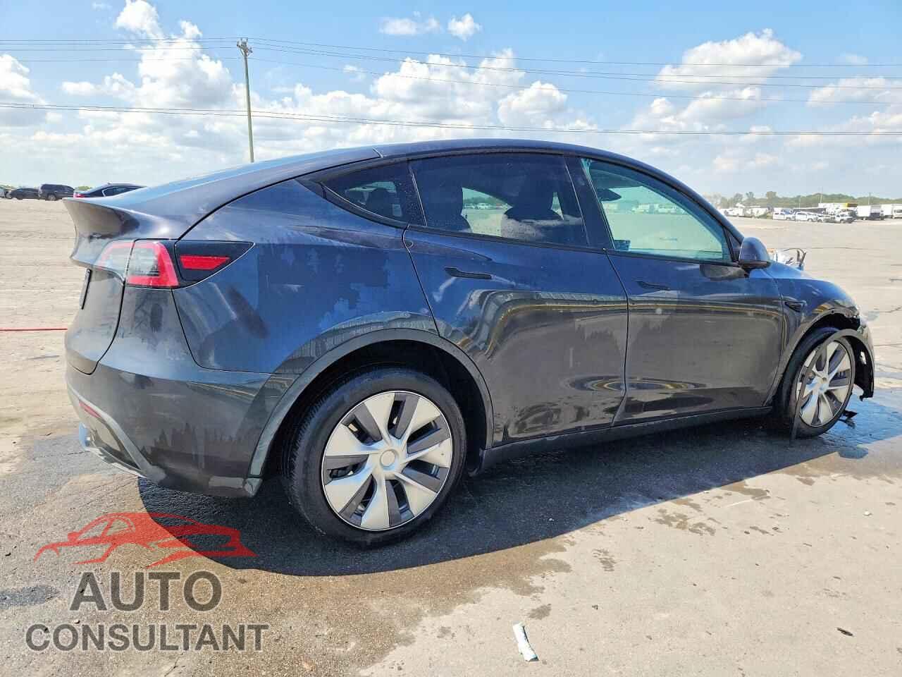 TESLA MODEL Y 2024 - 7SAYGDED7RF093246