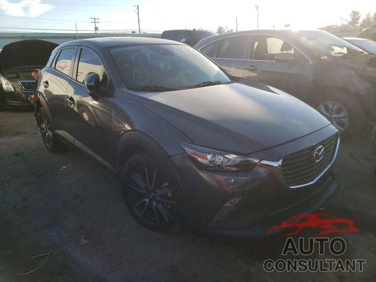 MAZDA CX-3 2018 - JM1DKFC70J0315874