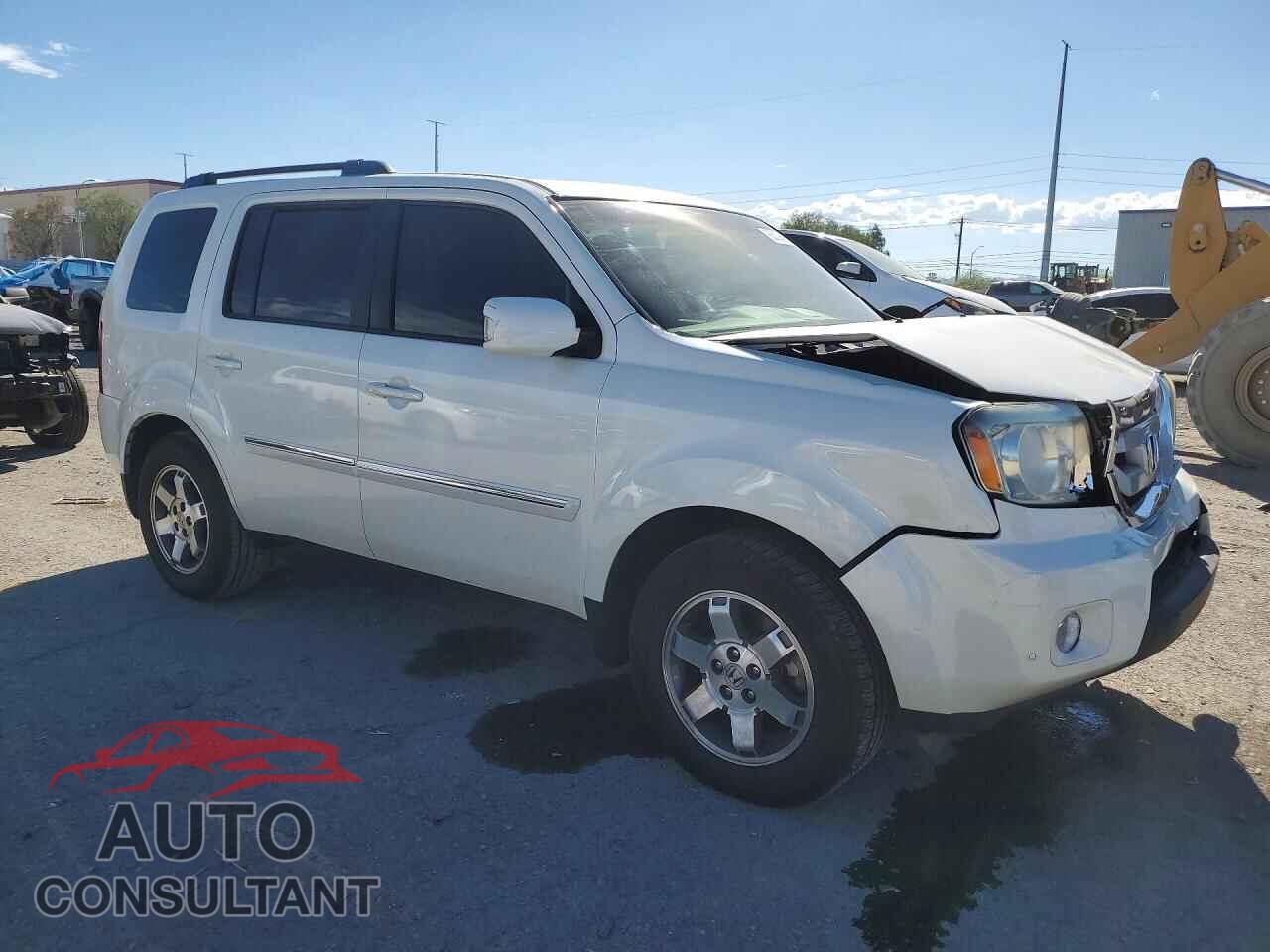 HONDA PILOT 2011 - 5FNYF4H96BB002450