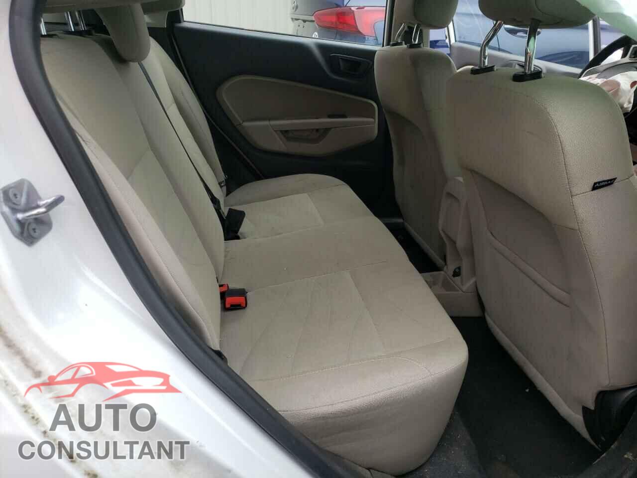 FORD FIESTA 2018 - 3FADP4EJ9JM128697